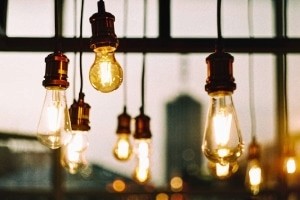 Como encontrar fornecedores no setor de energia? Veja 4 alternativas