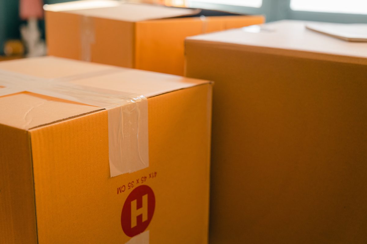 O que é dropshipping e como encontrar fornecedores confiáveis?